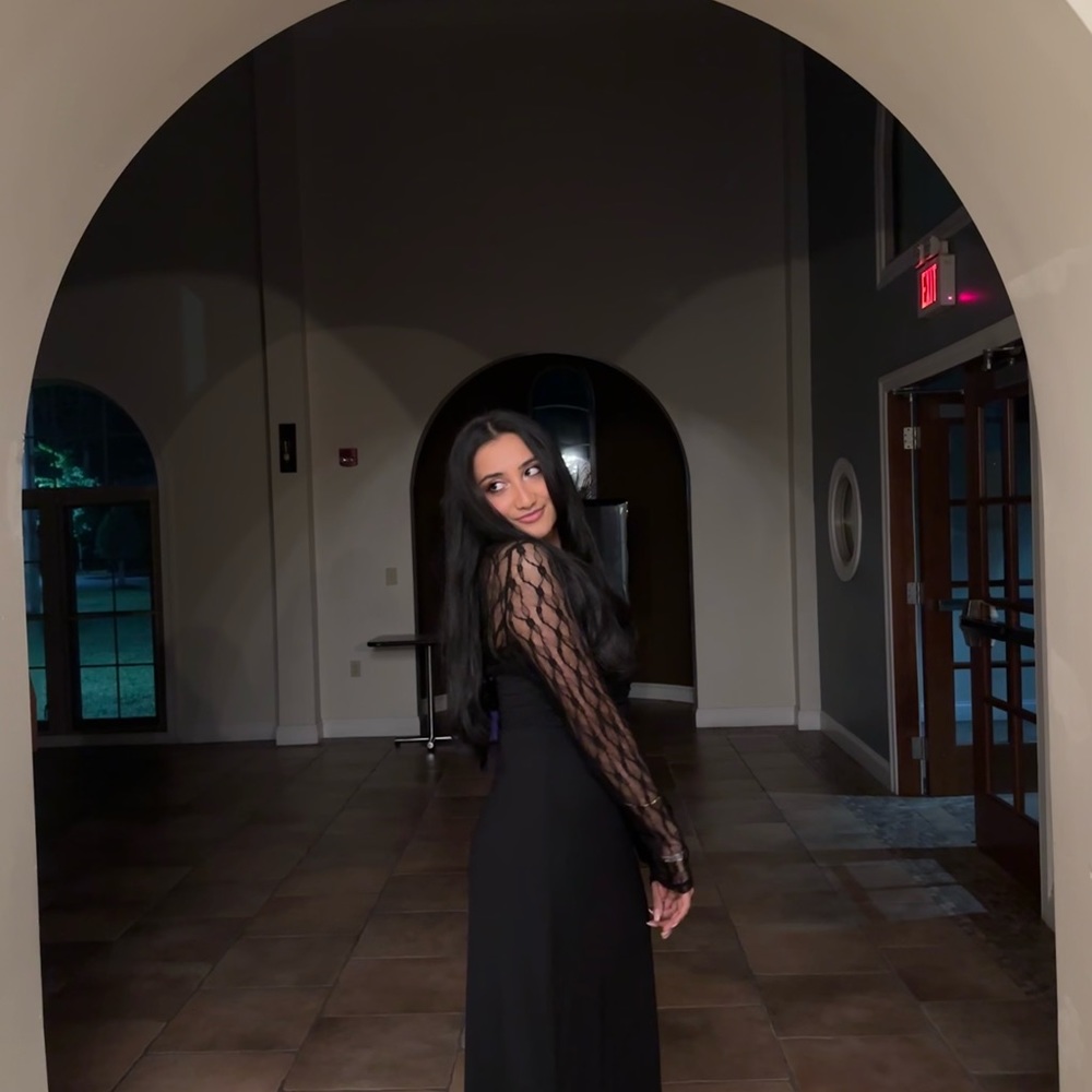 Meet your Posher, Fatiha Alif